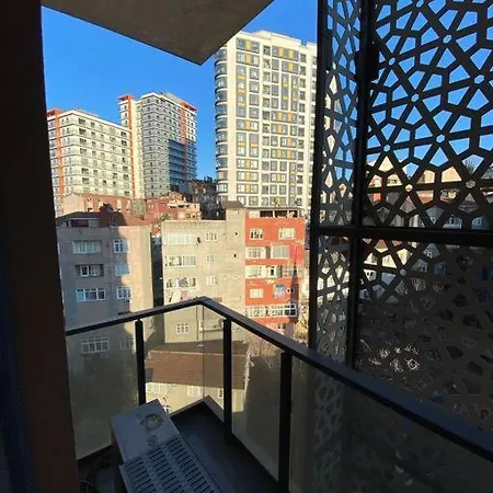 Apartment Sevimli Mustakil Apartman Bir Yatak Odasi Bir Salon Ve Balkonlu Istanbul